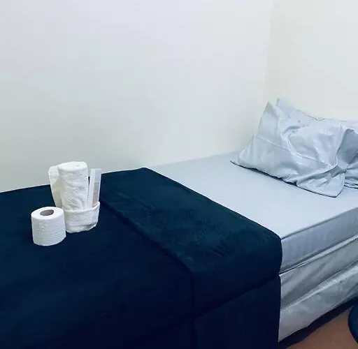 Apartment In Metro V Pad *